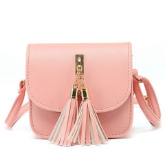 AMANDA SHOULDER BAG