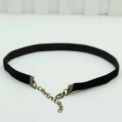 Retro Black Velvet Choker