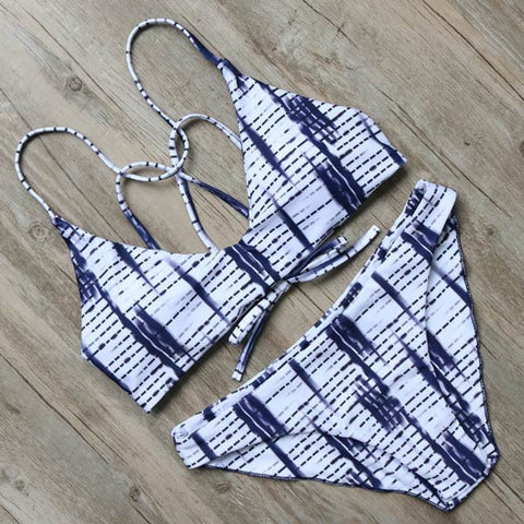 BLACK AND WHITE TWO PIECE BIKINI SET